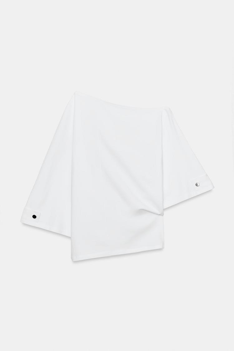 BUTTON BOAT NECK T-SHIRT
